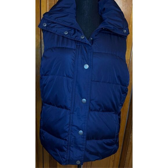 Old Navy Dark Blue Puffer Sleeveless Vest Size Large - Picture 1 of 6